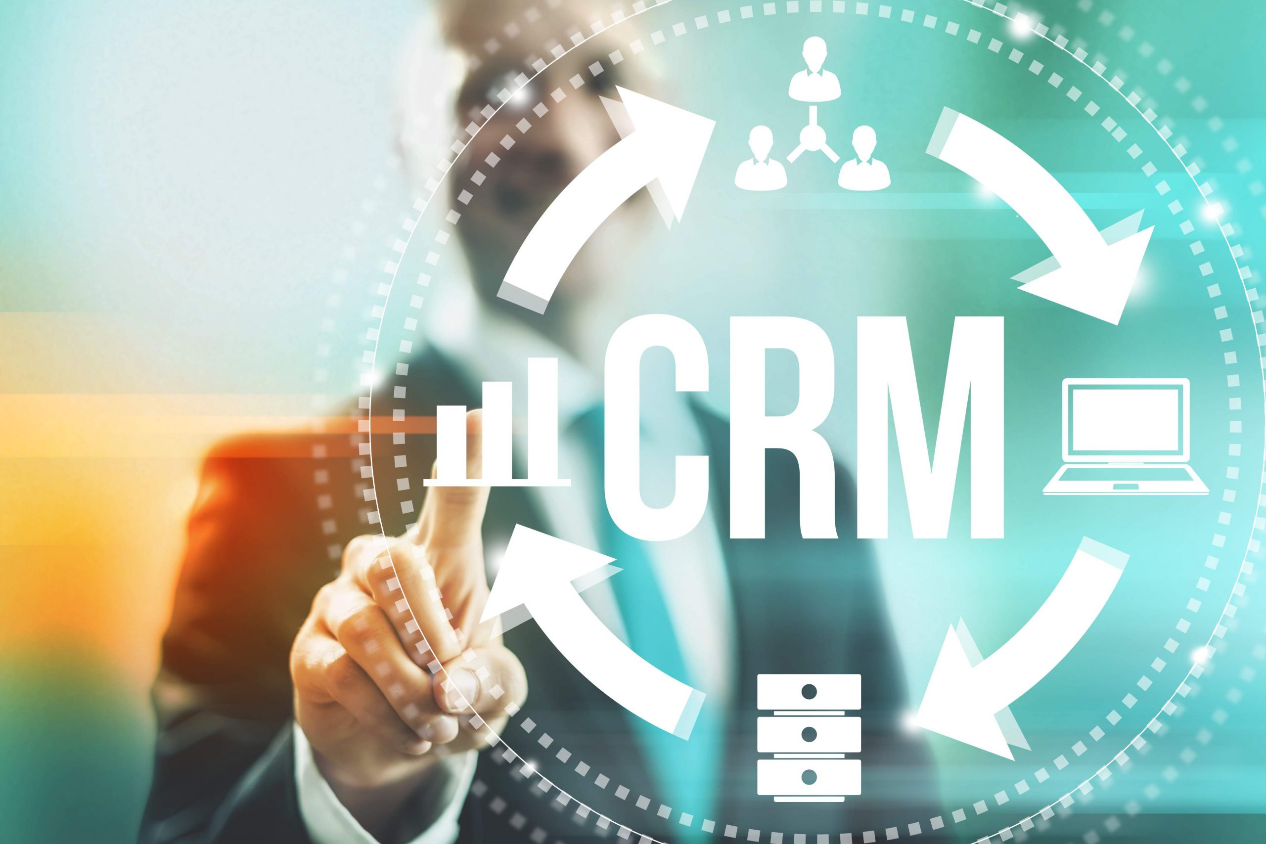 Как удешевить внедрение CRM для недвижимости?
